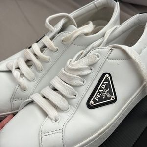 Prada Sneaker (Size 7)